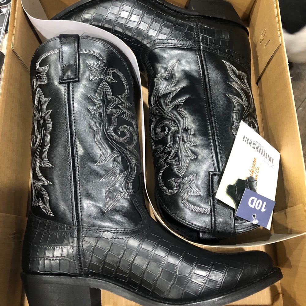 BNWT Men’s Cowboy Boots